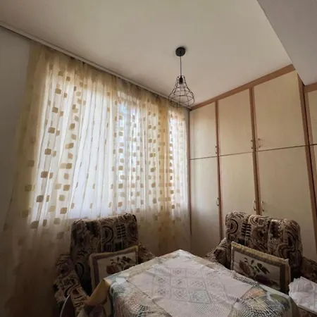 In Center Apartment Permet